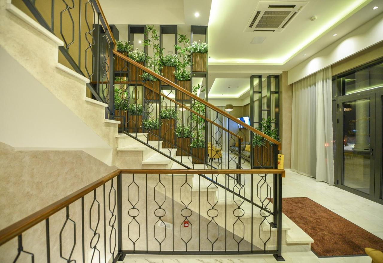 Hotel Lazaro Podgorica Esterno foto